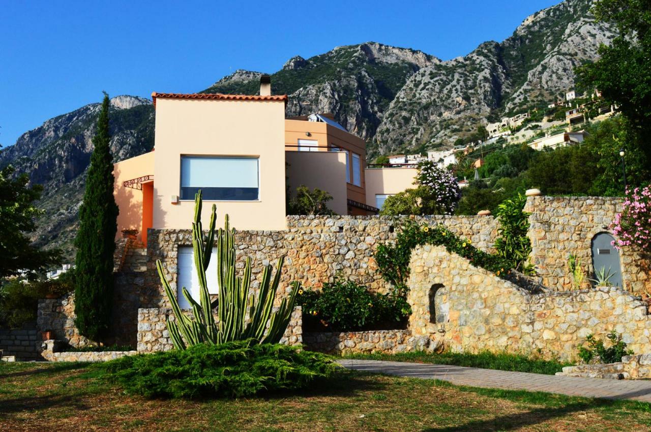 Aloe Meli Apartamento Calamata Exterior foto